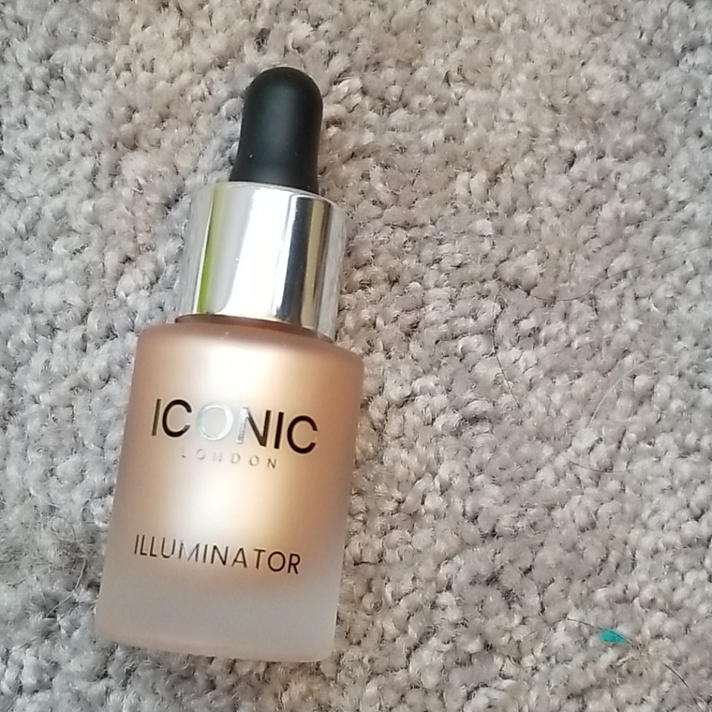 Iconic london illuminator